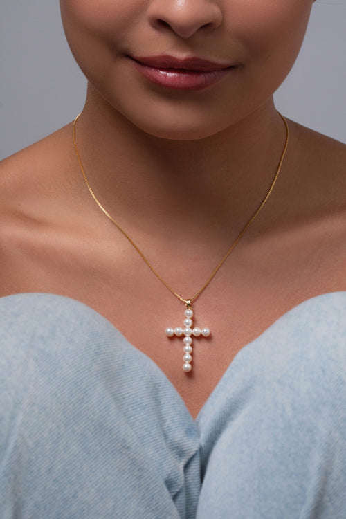 Colar Cruz com Pérolas