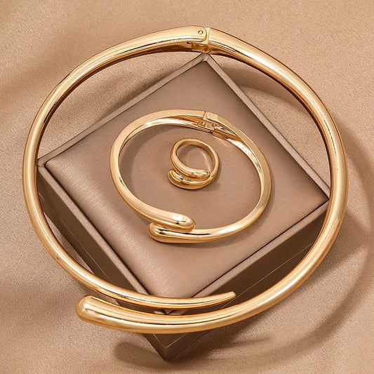Conjunto Colar, Pulseira e Anel Contorno