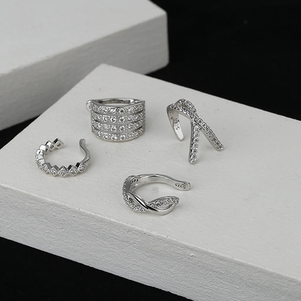 Conjunto de Ear Cuff Cravejado de Zircônia