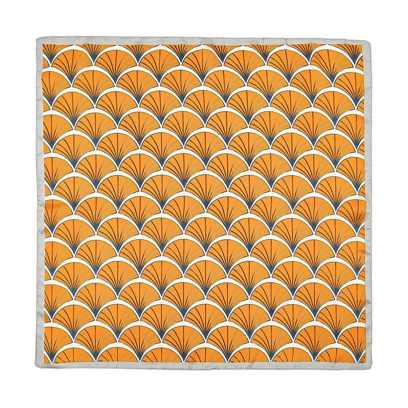Lenço Acetinado com Estampa Geométrica