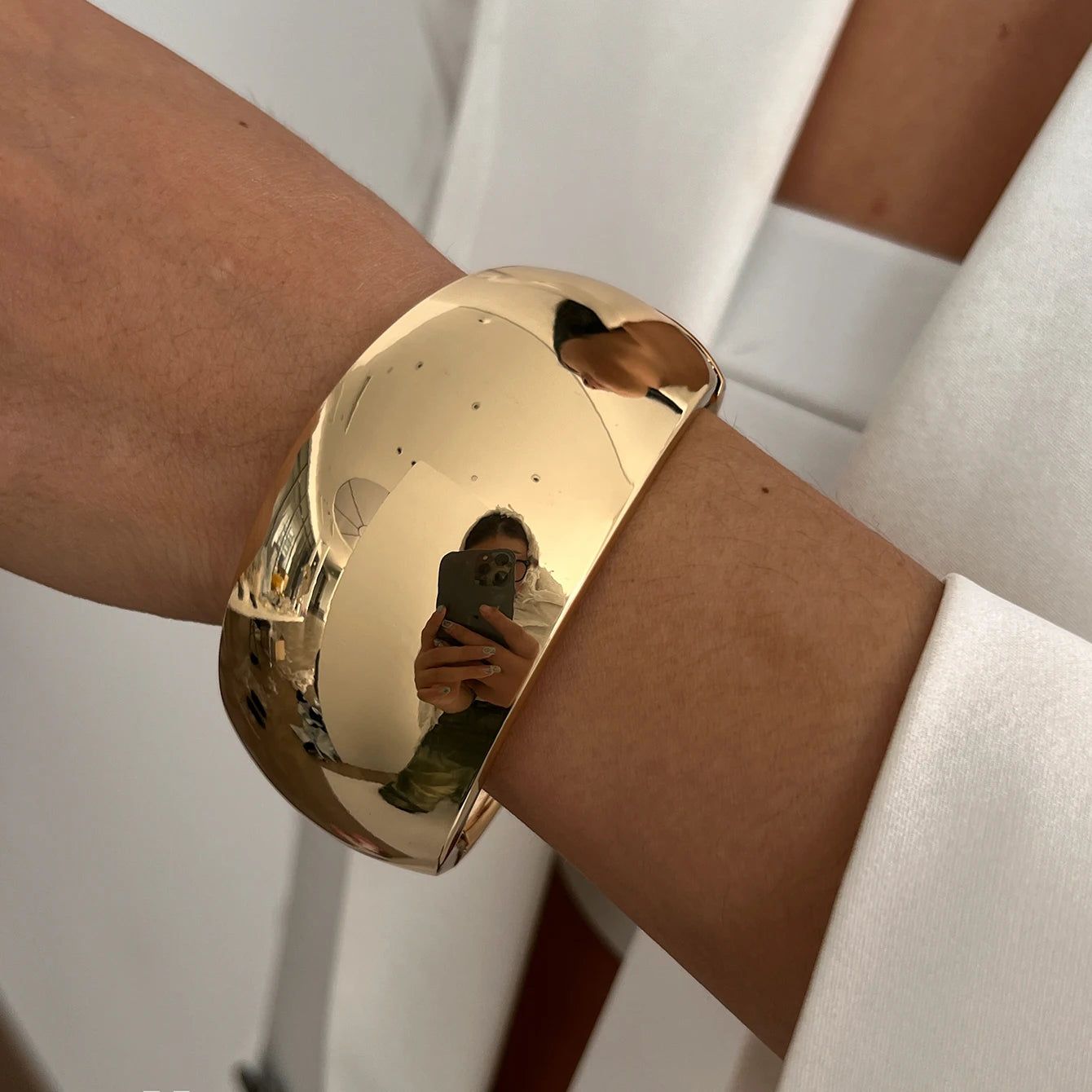 Trio de Pulseiras Esculturas Douradas