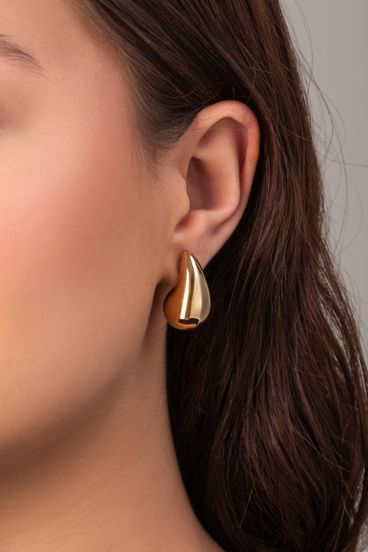 Brinco Gota Liso Dourado