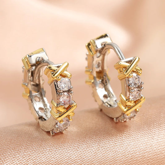 Brinco Argola Cravejada Zircônia com Dourado