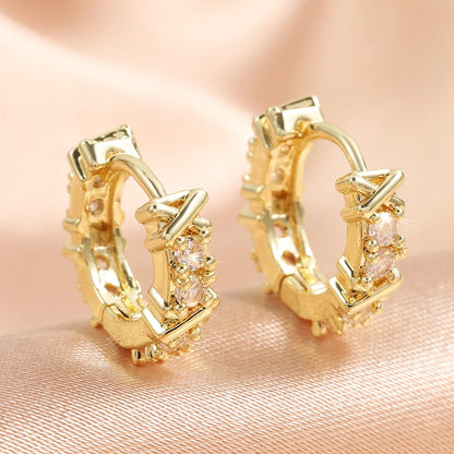 Brinco Argola Cravejada Zircônia com Dourado