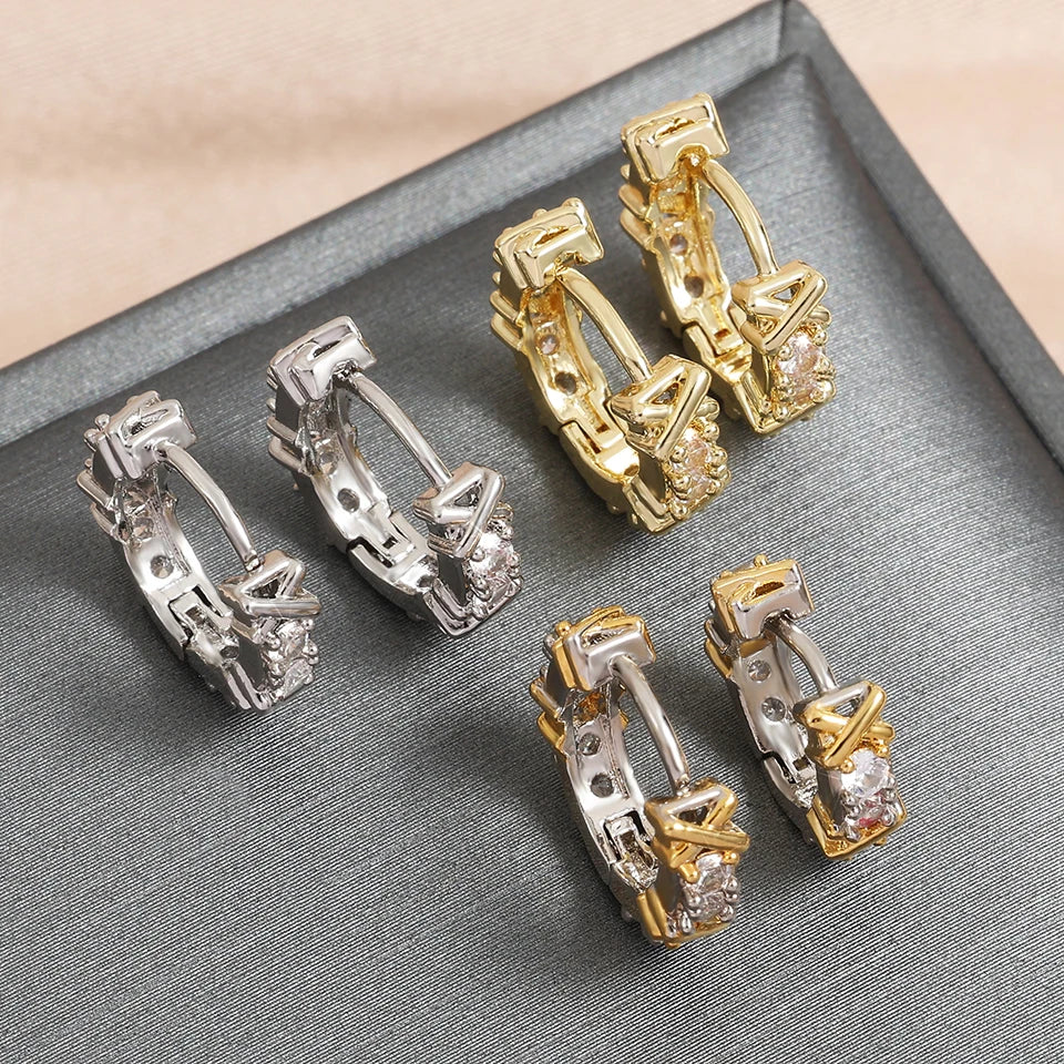 Brinco Argola Cravejada Zircônia com Dourado