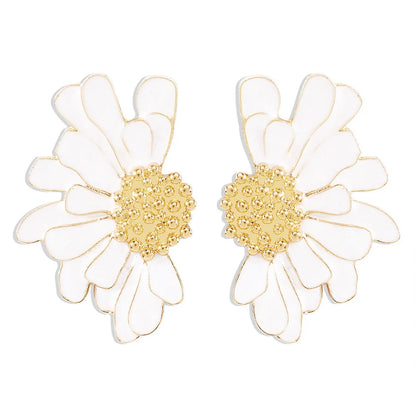 Brinco Flor Romântica com Detalhes Dourados