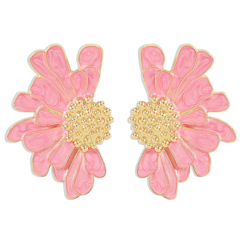 Brinco Flor Romântica com Detalhes Dourados