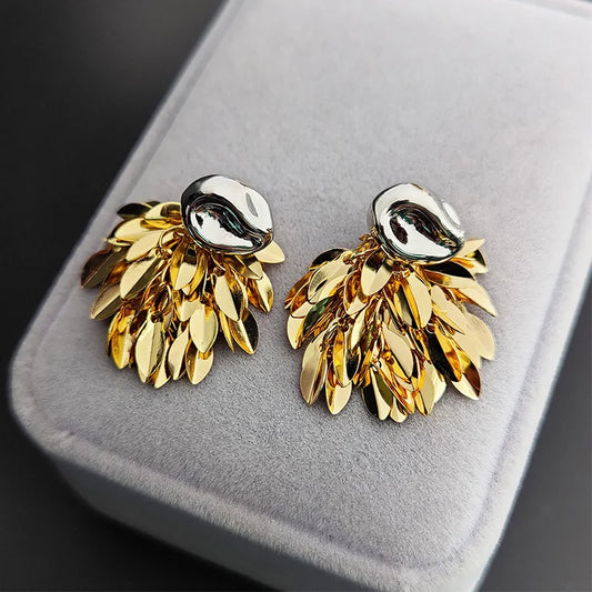 Brinco Folhas Douradas