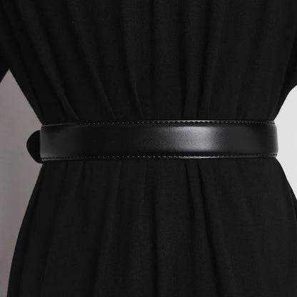 Cinto Maxi em Couro com Fivela Dourada