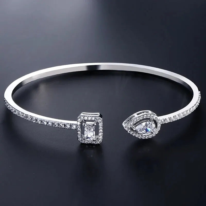 Pulseira Bracelete Brilho Duplo com Zircônia