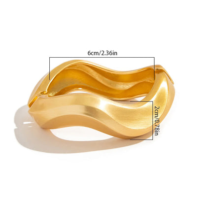 Pulseira Geométrica Dourada Fosca