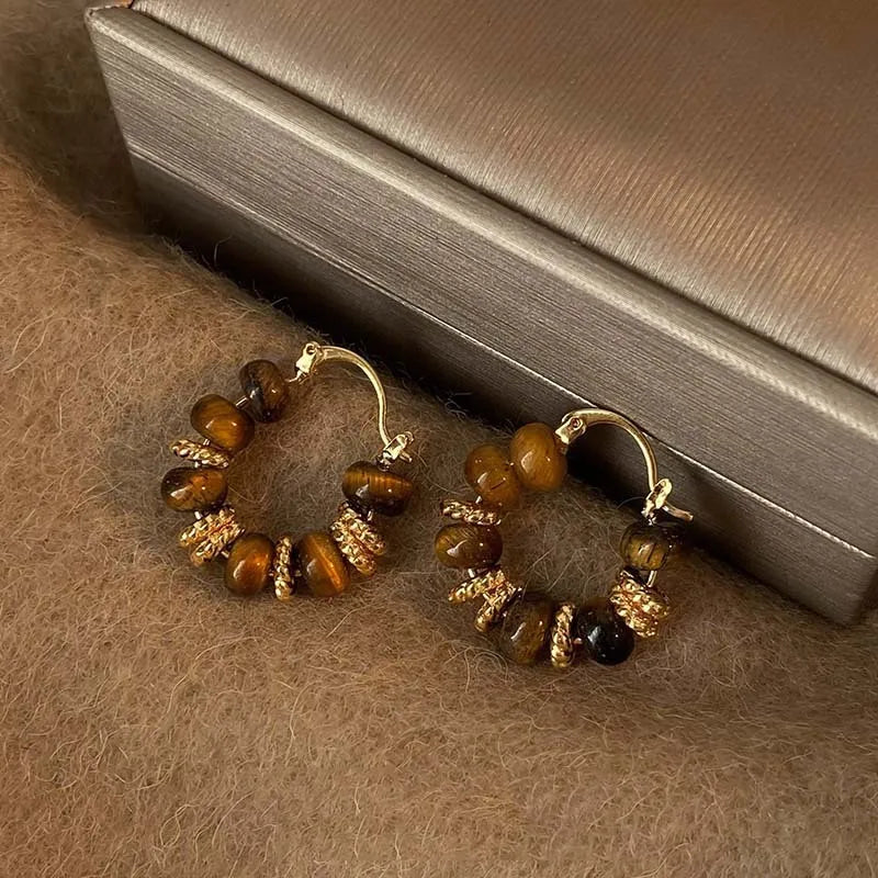 Conjunto Trio de Argolas Douradas com Detalhes Marrom