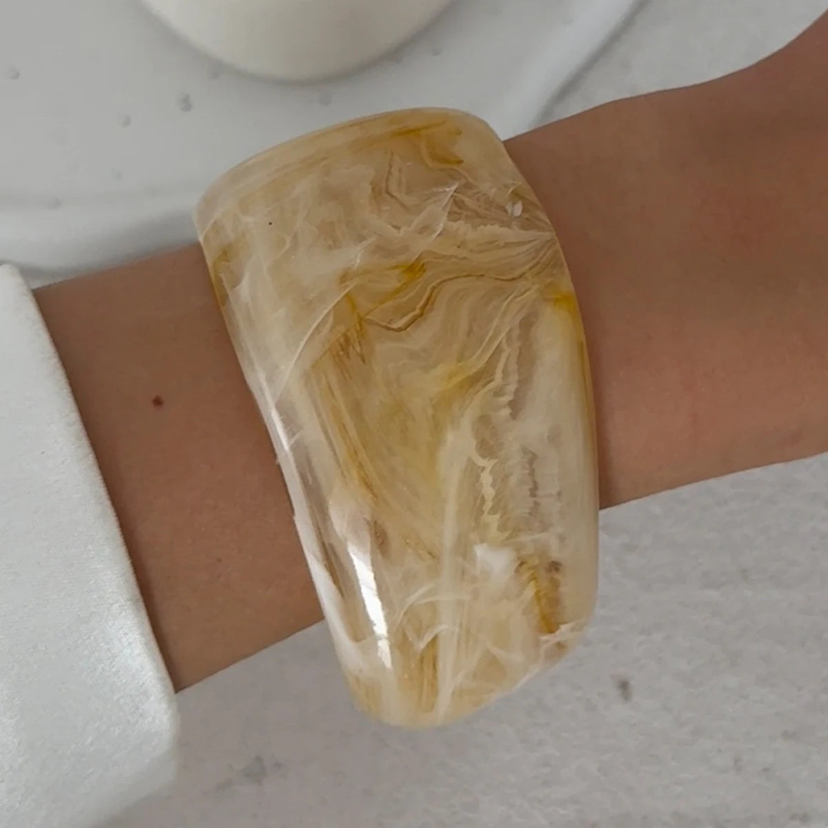 Trio de Bracelete Resina Natural Mármore Nude