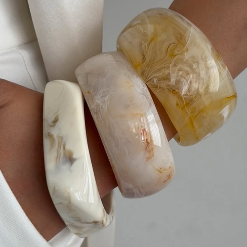 Trio de Bracelete Resina Natural Mármore Nude