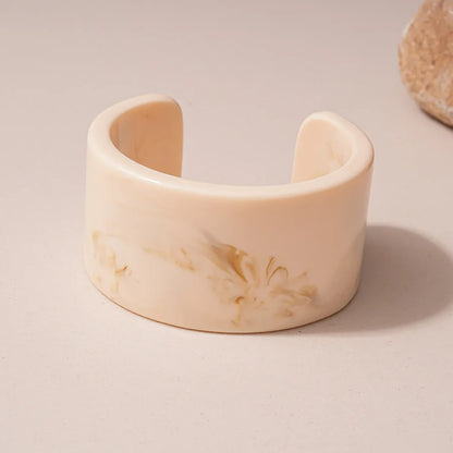 Trio de Pulseira Bracelete Creme com Dourado